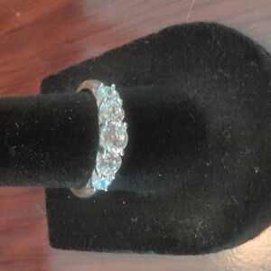 Elegant Silver Women's Ring